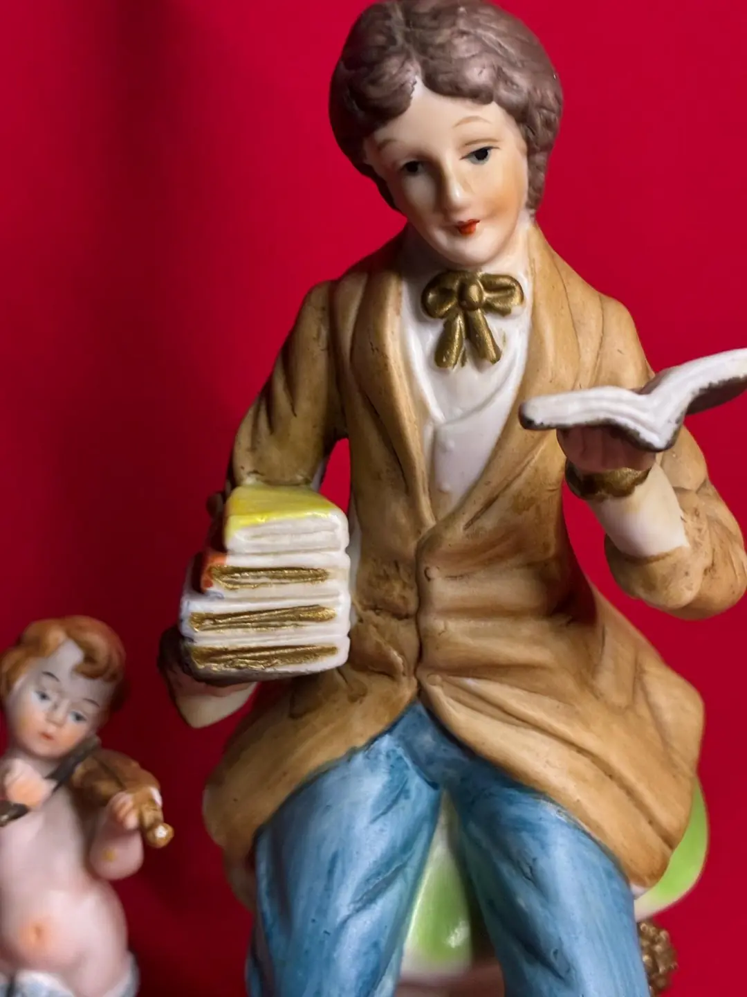 İtalyan Stil Capodimonte Esintili Üçlü Biblo – Altın Filigran Kaide