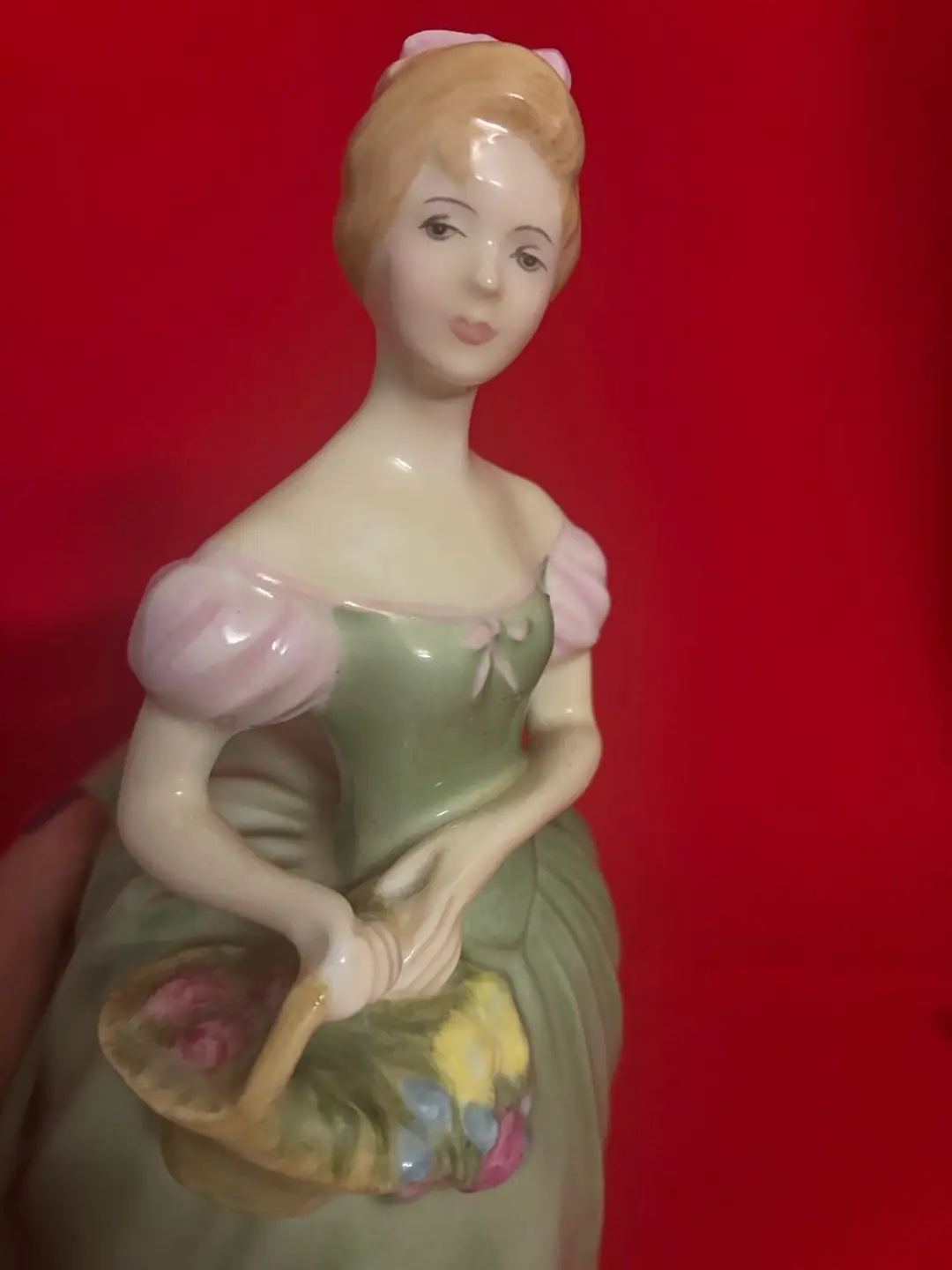Royal Doulton Clarissa 1967 İngiliz Porselen Lady