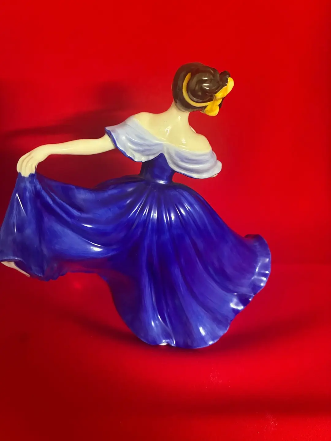 Royal Doulton Elaine Mavi Lady
